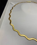 ONE ONLY 18ct Yellow Gold Flat Wave Mesh Necklace
