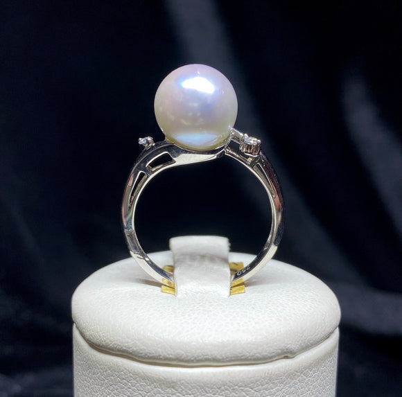 18ct White Gold South Sea Pearl Diamond Ring