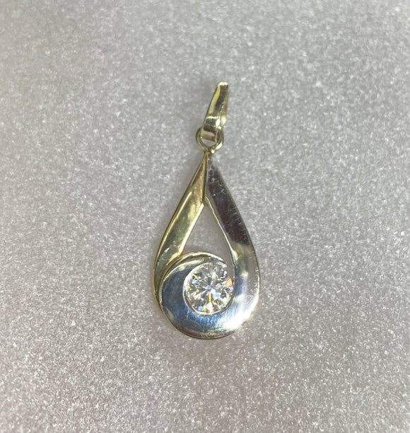 18ct Two Tone Swirl Diamond Pendant