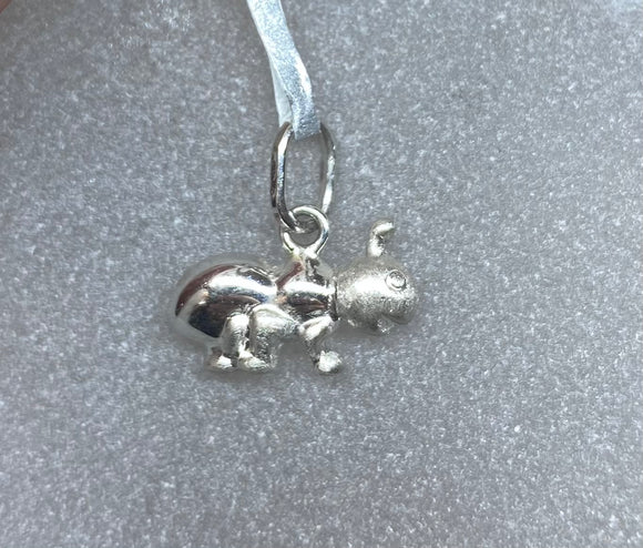 18ct White Gold Ant Bug Pendant Charm