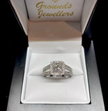 4 Claw Princess Cut Diamond Ring with Split Diamond Shoulders & Cushion Halo