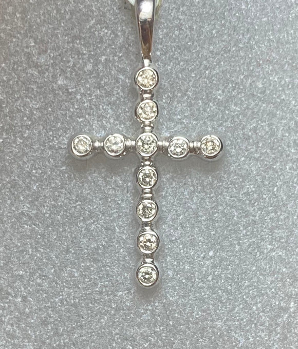 9ct Round Diamond Cross