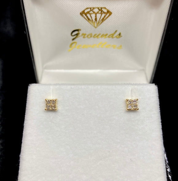 18ct Yellow Gold Invisible Cut Diamond Stud Earrings