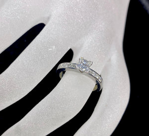 18ct White Gold Diamond Ring