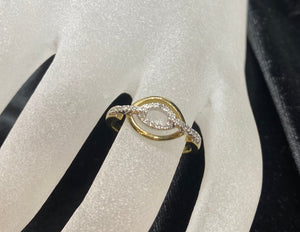 9ct Two Tone Diamond Ring