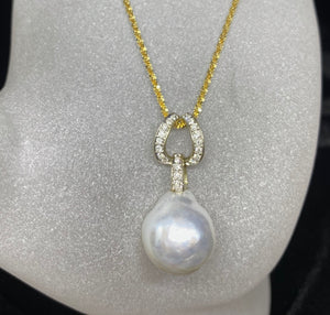 9ct Yellow Gold White Baroque Pearl Diamond Pendant