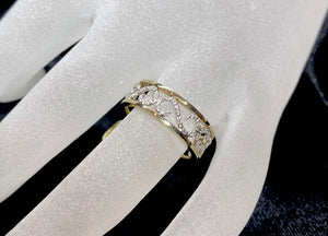 9ct Two Tone "S" Shape Diamond Ring