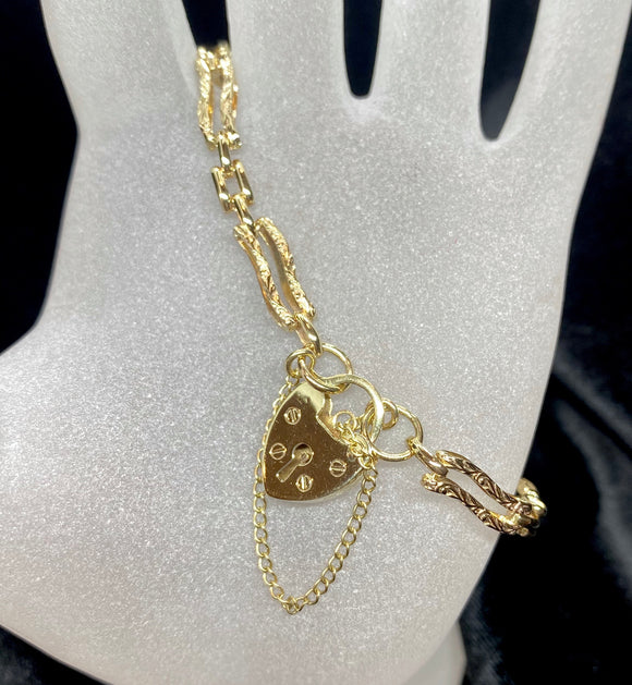 9ct Yellow Gold Ornate Heart Locket Bracelet