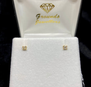 18ct Yellow Gold Emerald Cut Diamond Butterfly Stud Earrings