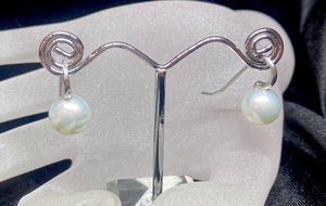 18ct White Gold South Sea Pearl Earrings